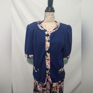 Vintage 80s Risa Ann Blue & Pink Floral Skirt Suit.